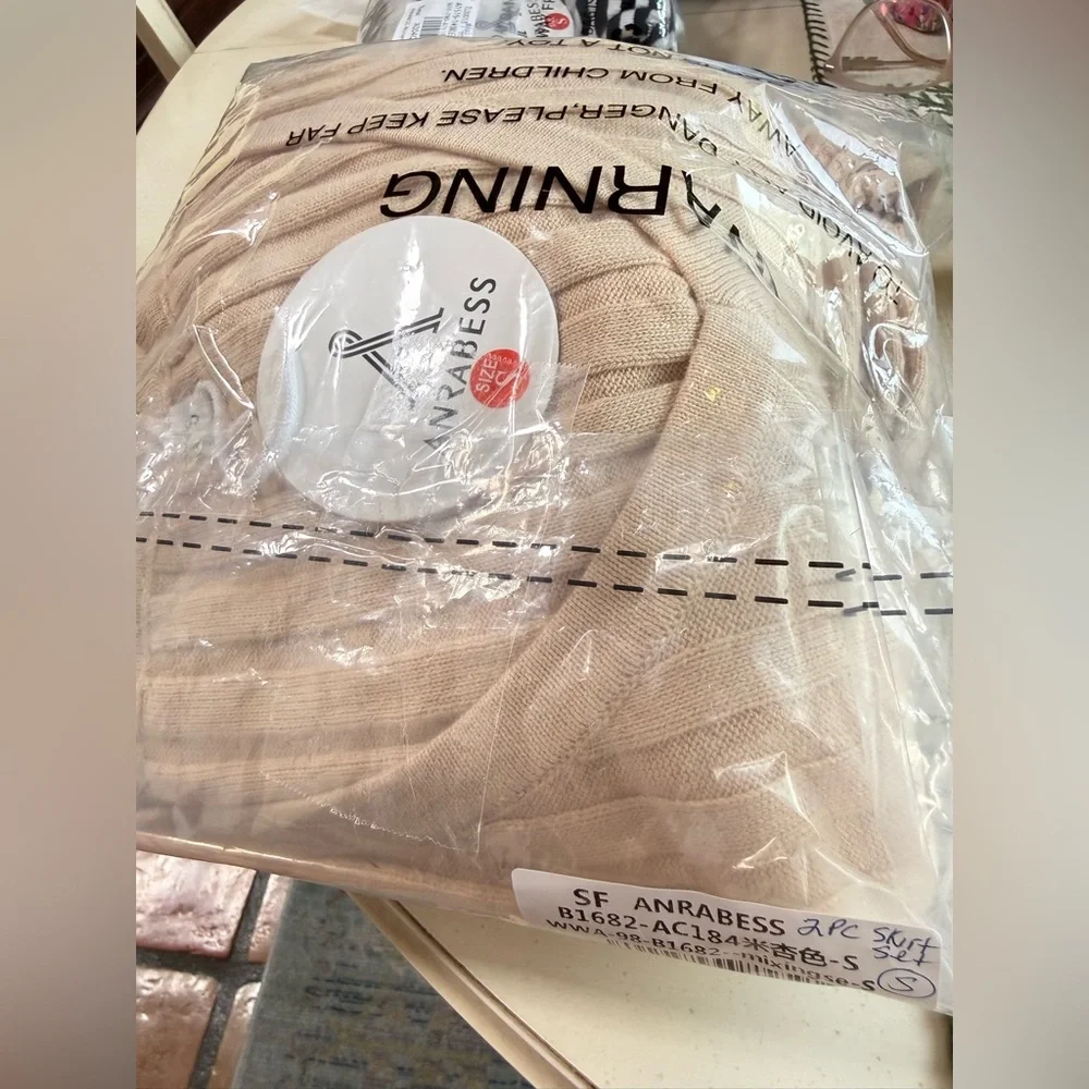 NWT Beige Long Sleeve Ribbed Knit SKIRT Set-S - Picture 11 of 12